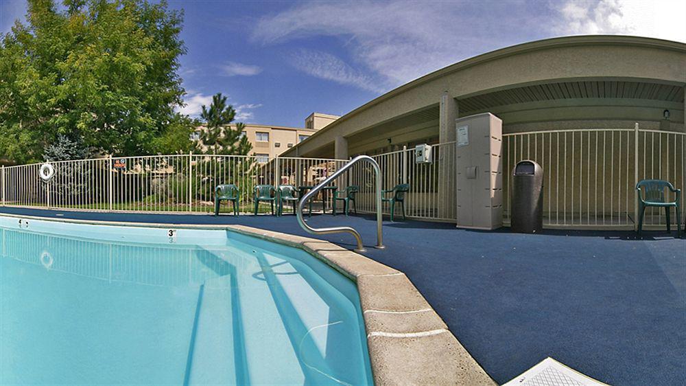 Ramada By Wyndham Denver Downtown Exteriör bild